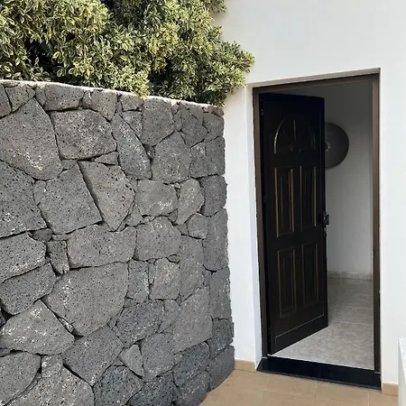 Bungalow Apartamento Sol Famara Exterior photo